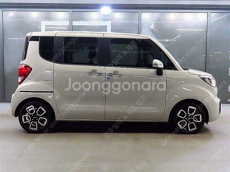 경차 중고 레이 중고차 시세 레이 중고차 가격 기아 레이 중고 흰색 2022년식 35,355km 시그니처 주말 출고...--4